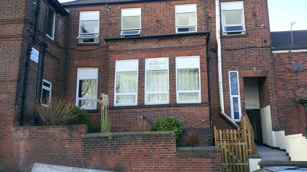Quick Stop Uk Sheffield Ngoại thất bức ảnh